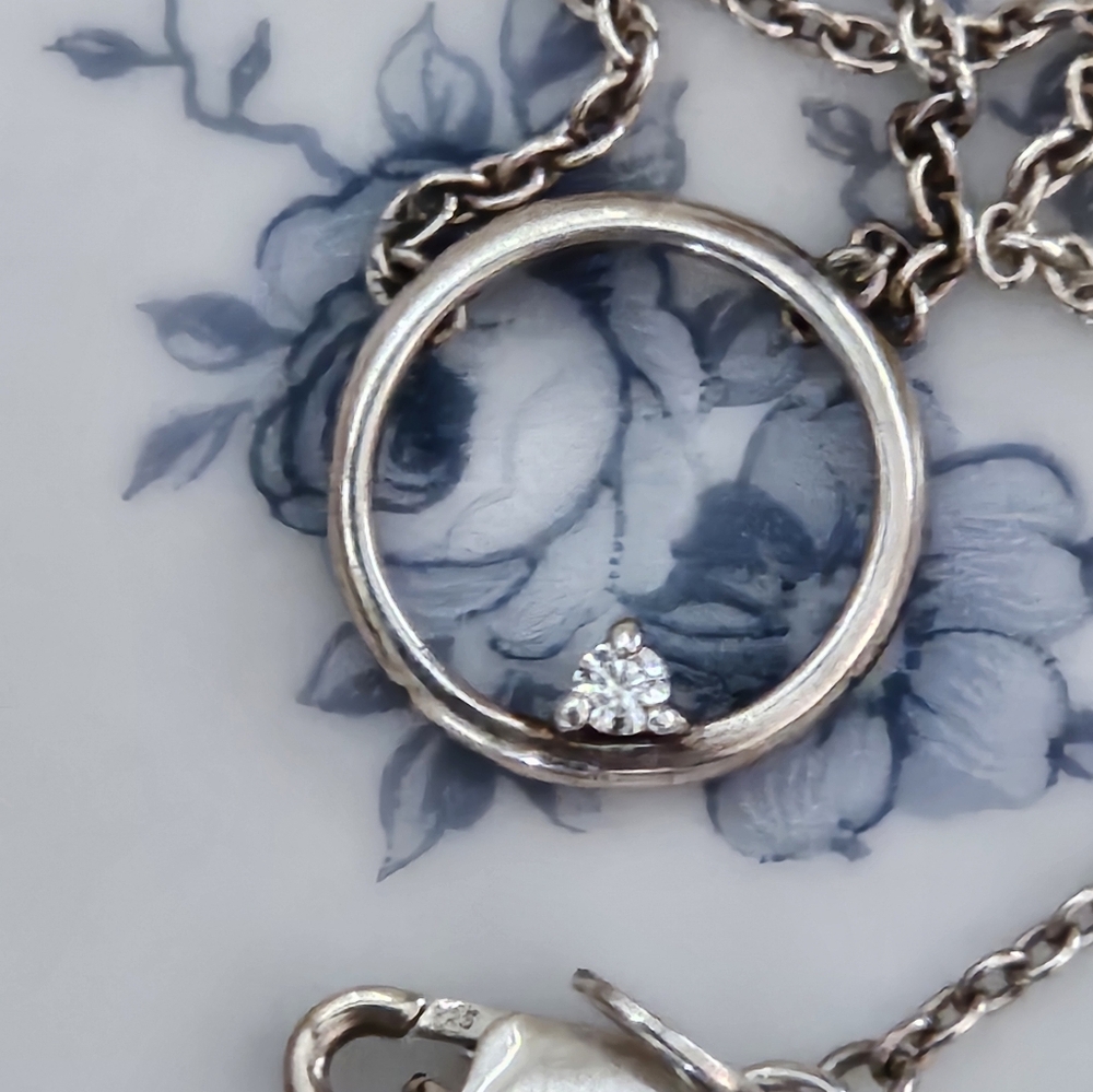 Dainty 925 Sterling Silver Circle Pendant Necklace with Diamond Accent 18"L 2 g